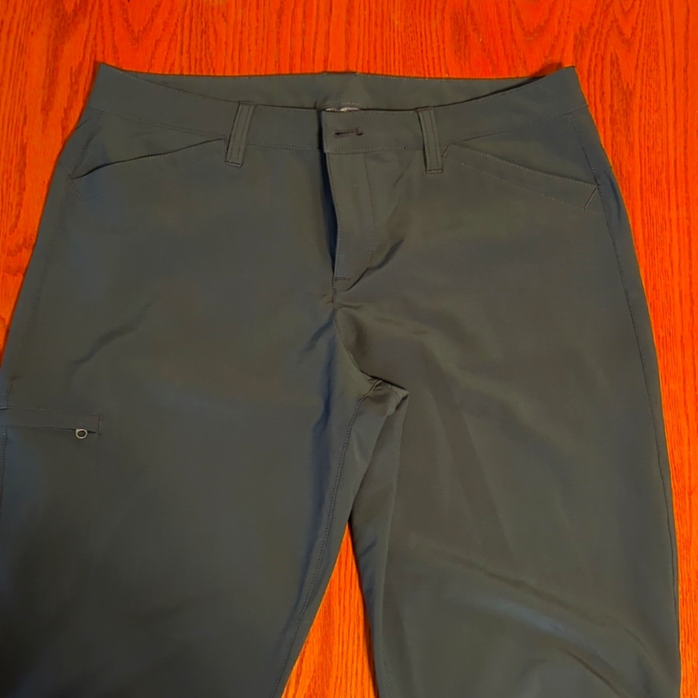 Eddie Bauer Capris